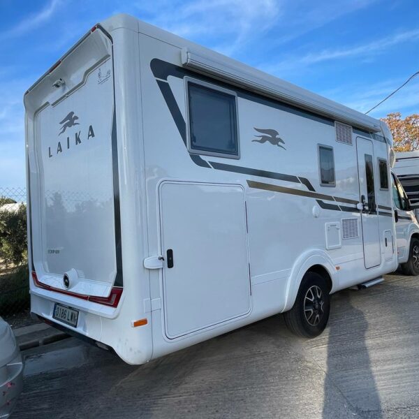 photo_5787356595166579645_y