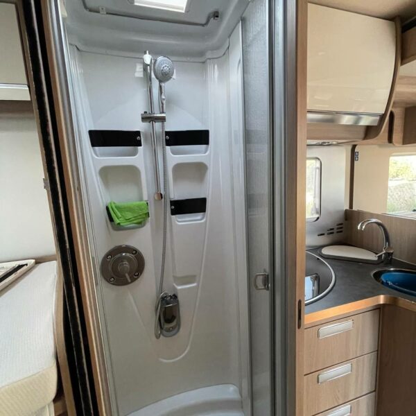 photo_5787356595166579669_y