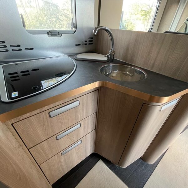 photo_5787356595166579671_y