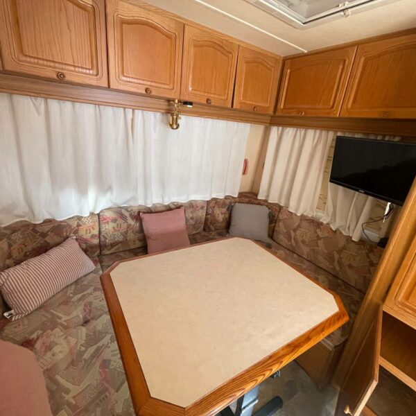 photo_5866417970899258559_y