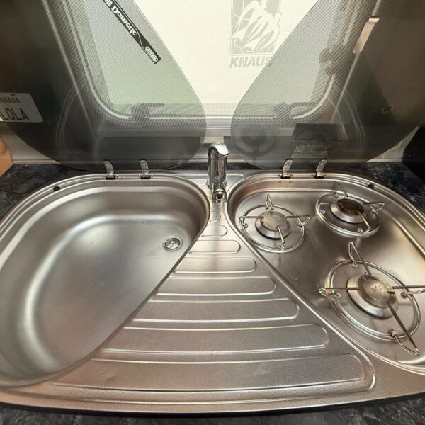 photo_5816723657391279394_y