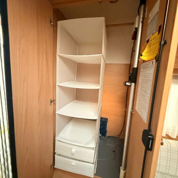 photo_5816723657391279399_y